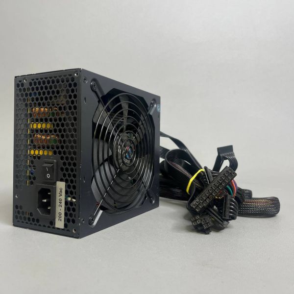 Блок питания Aerocool ACP-650HG HIGGS-650W (2 мод. кабеля)