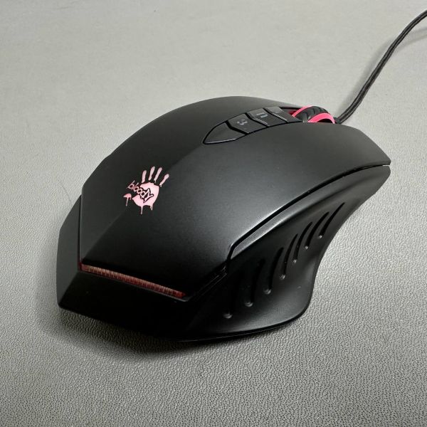 Игровая мышь A4Tech Bloody V8, проводная USB, с подсветкой, 3200 cpi, черный