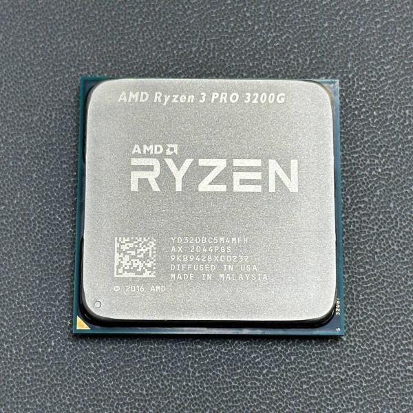 Процессор AMD Ryzen 3 PRO 3200G AM4, 4 x 3600 МГц, OEM