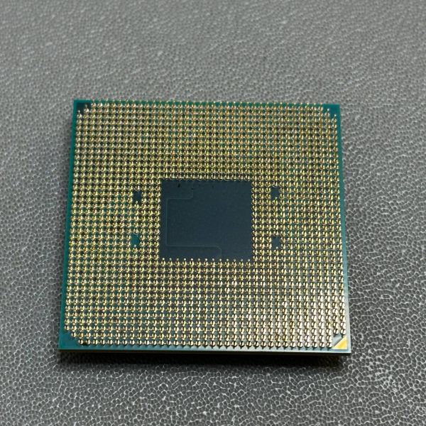 Процессор AMD Ryzen 3 PRO 3200G AM4, 4 x 3600 МГц, OEM