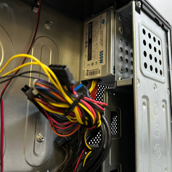 Корпус PowerCool Slim 500W черный