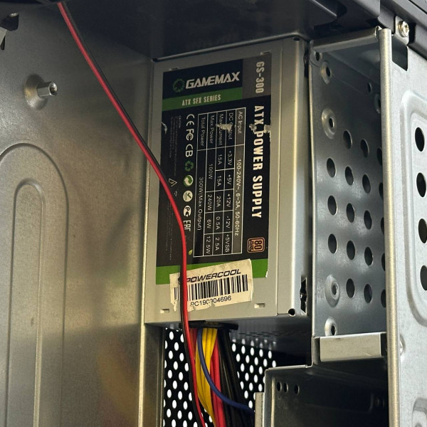 Корпус PowerCool Slim V1 300W черный
