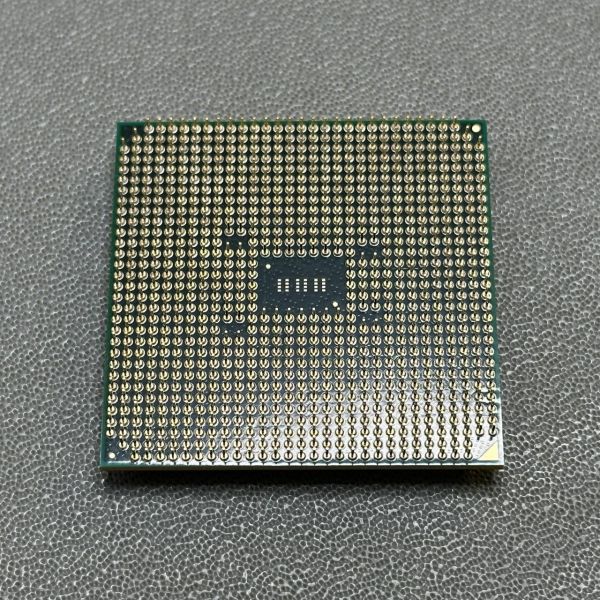 Процессор AMD A4-3400 Llano FM1, 2 x 2700 МГц, OEM