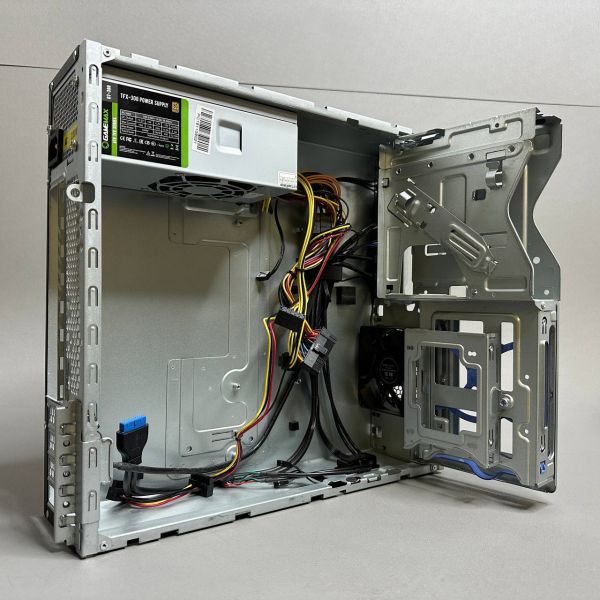 Корпус PowerCool Slim V3 300W черный