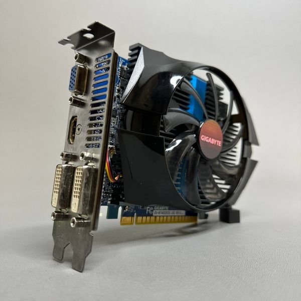 Видеокарта PCI-E GigaByte GeForce GT 740 OC 2048MB 128bit GDDR5 [GV-N740D5OC-2GI] DVI HDMI DSub