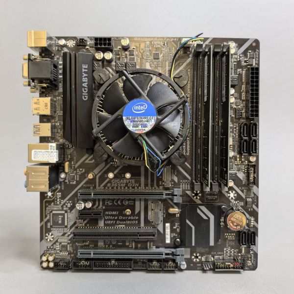 Комплект: Gigabyte B365M D3H + Intel Core i3-8100 + 16Gb DDR4 + Кулер