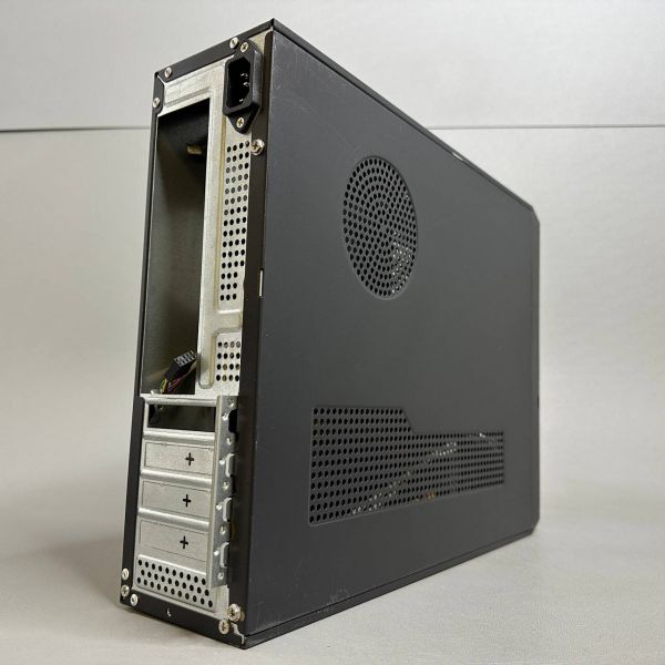 Корпус PowerCool Slim V6 300W черный