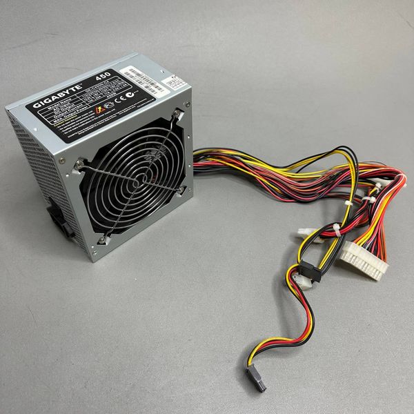 Блок питания Gigabyte GE-C450N-C4 450W