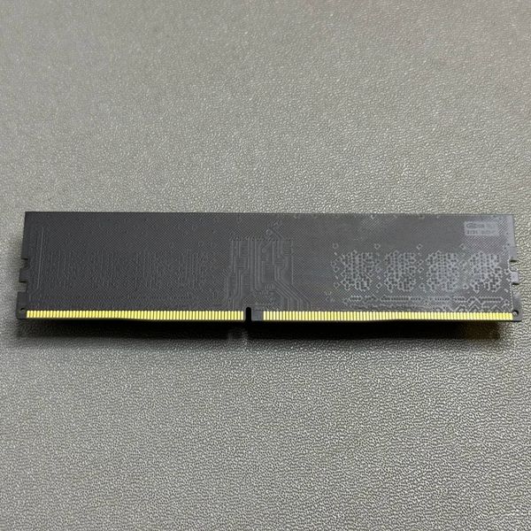 Оперативная память Qumo 8 ГБ DDR4 2666 МГц DIMM CL 19 QUM4U-8G2666P19
