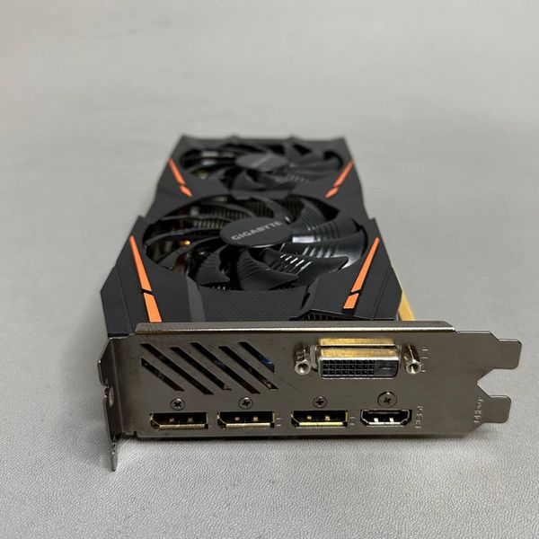 Видеокарта Gigabyte Radeon RX 470 4Gb (GV-RX470G1 GAMING-4GD)