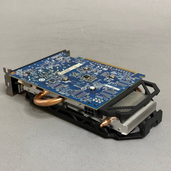 Видеокарта GIGABYTE GeForce GTX 750 Ti 4G