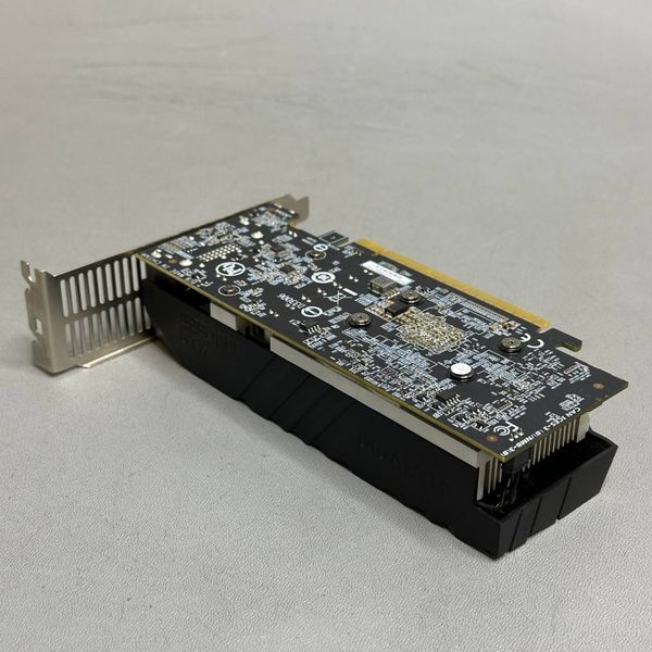 Видеокарта GIGABYTE GeForce GTX 1650 D6 OC Low Profile (GV-N1656OC-4GL)