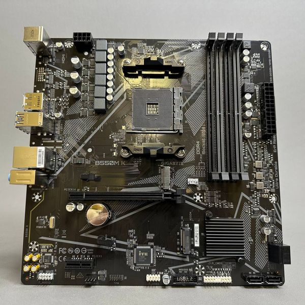 Материнская плата Gigabyte B550M K (AM4, mATX)