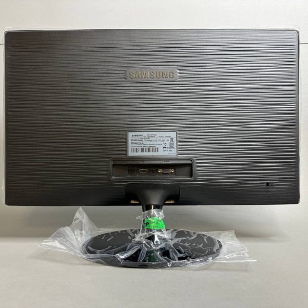 24'' Монитор Samsung S24D300H, 1920x1080, 60 Гц, TN, черный