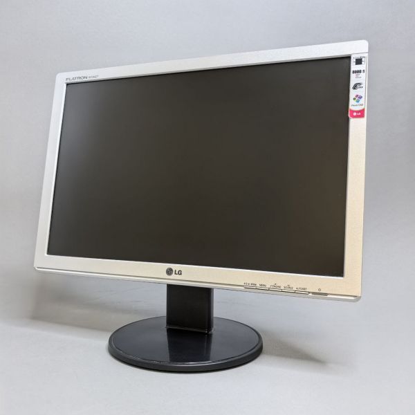 Монитор LG Flatron W1942T, 1440x900, 75 Гц, TN серый