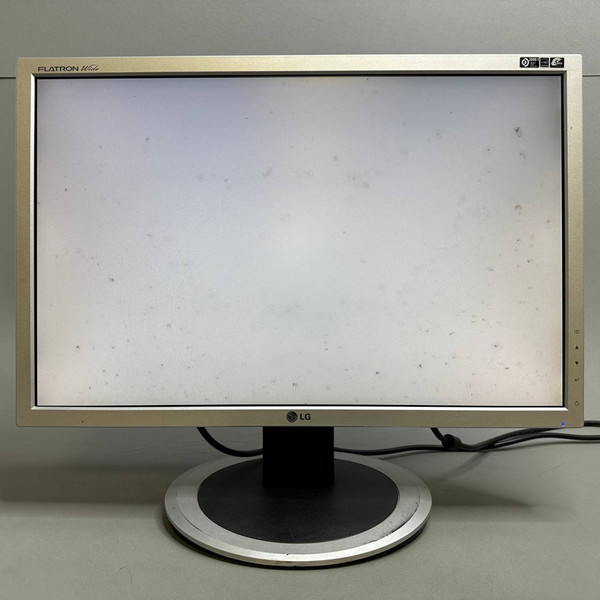 20'' Монитор  LG L204WT-SF, 1680x1050, TN, DVI, D-Sub, серый