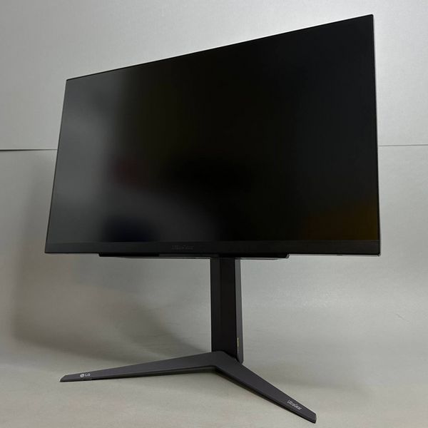 27'' Монитор LG UltraGear 27GS75Q-B, 2560x1440, IPS. 180 Гц, черный