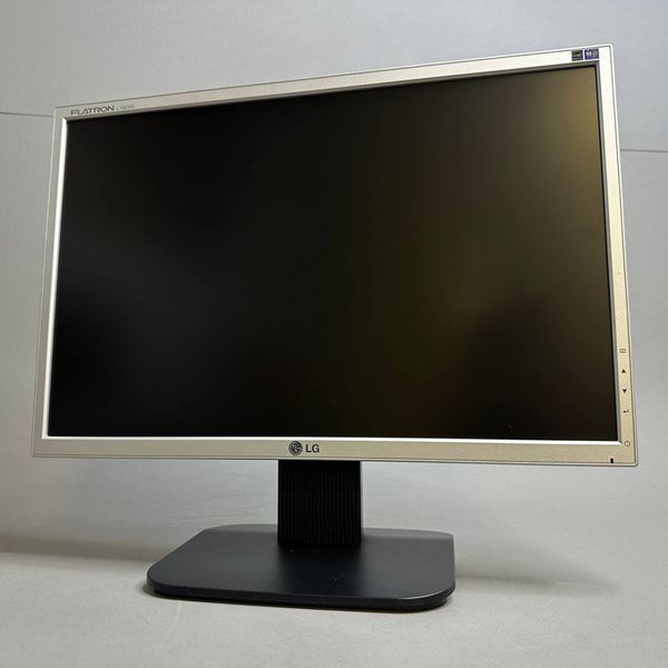 19' Монитор LG Flatron L192WS, 1440x900, 75 Гц, TN, серый