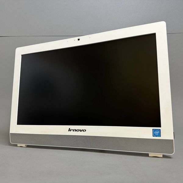 19.5'' HD+ Моноблок Lenovo S200z (10K1000KRU) белый