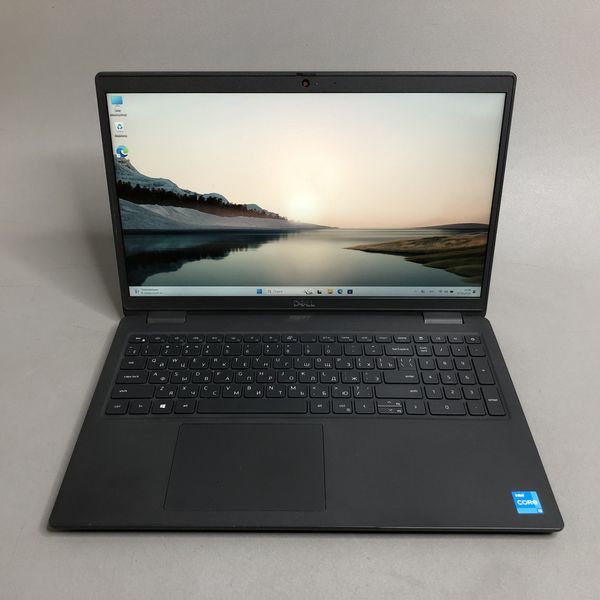 15.6'' FHD Ноутбук DELL Latitude 3520-2378 черный