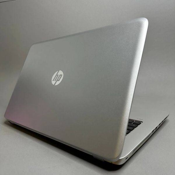 17.3'' FHD Ноутбук HP 17-j011sr (F0F24EA) серебристый