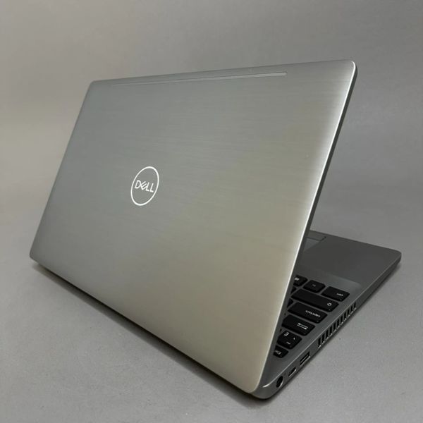 15.6'' FHD Ноутбук DELL Latitude 5501-4104 серый