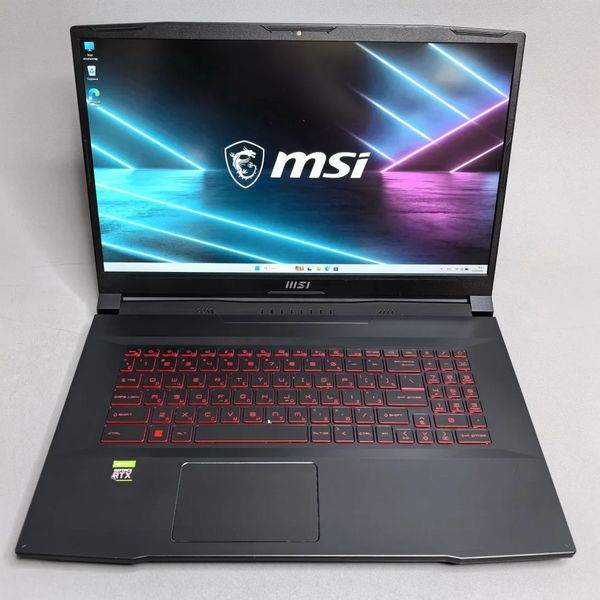17.3'' 144 Гц Ноутбук MSI Katana GF76 11UC-679XRU черный