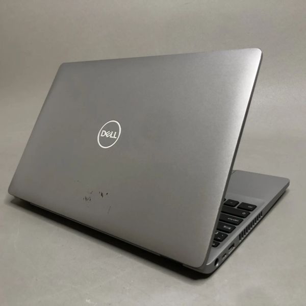 15.6'' FHD Ноутбук Dell Latitude 5511-9104 серый