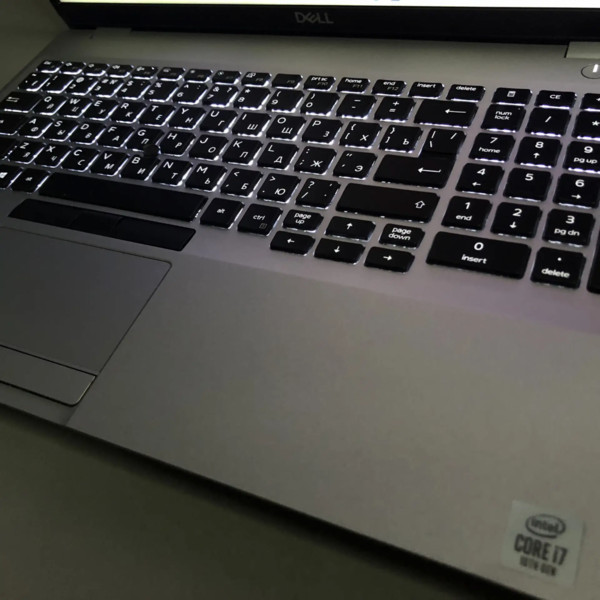 15.6'' FHD Ноутбук Dell Latitude 5511-9104 серый