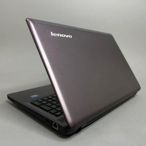 15.6'' HD Ноутбук Lenovo IdeaPad Z570 серый