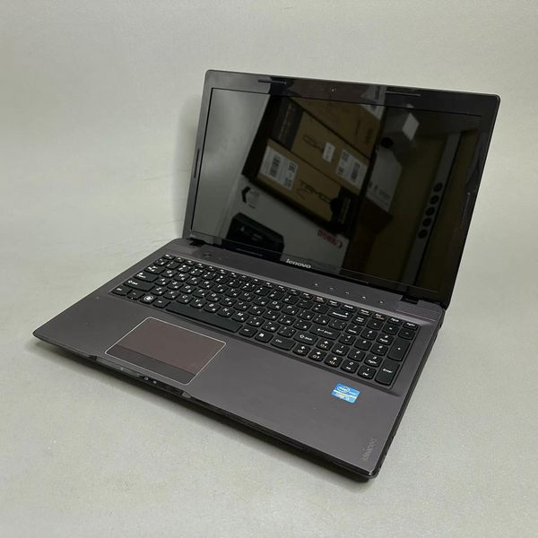 15.6'' HD Ноутбук Lenovo IdeaPad Z570 серый