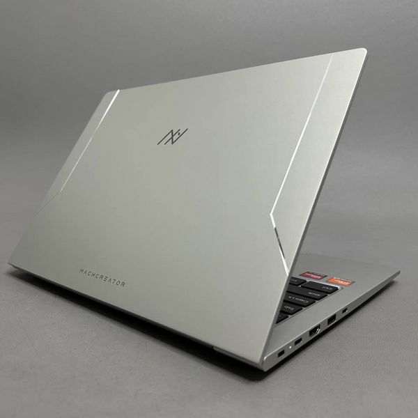 14.1'' Ноутбук Machcreator Genesis R14 (JJ00GW00GRU) серебристый