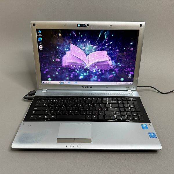 15.6'' Ноутбук Samsung NP-RV511-S08RU голубой