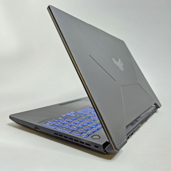 15.6'' IPS 144Гц Ноутбук ASUS TUF Gaming F15 (FX506HEB-HN203) черный