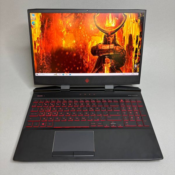 15.6'' IPS Ноутбук HP Omen 15-dc1033ur черный