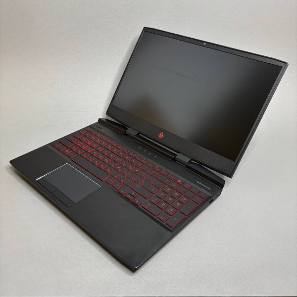 15.6'' IPS Ноутбук HP Omen 15-dc1033ur черный