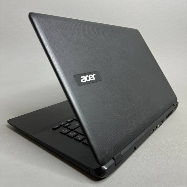 15.6'' Ноутбук Acer Aspire ES 15 ES1-522-65L4 черный