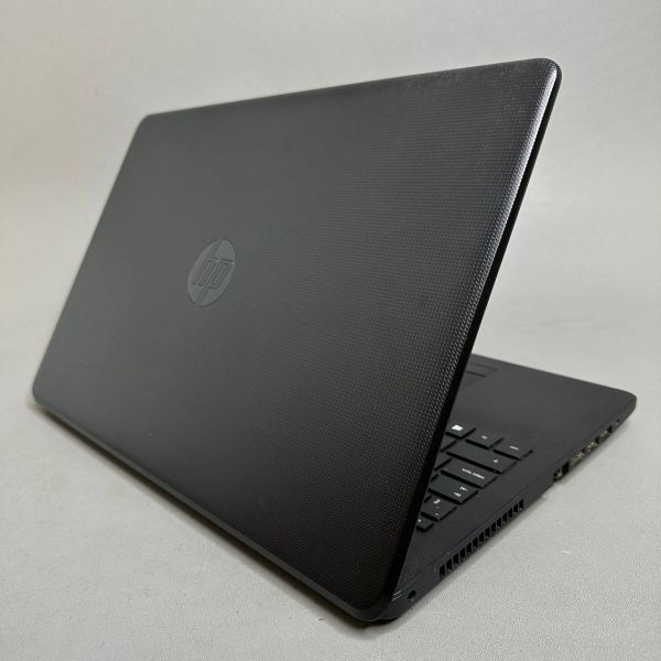 15.6'' Ноутбук HP 15-bw654ur черный