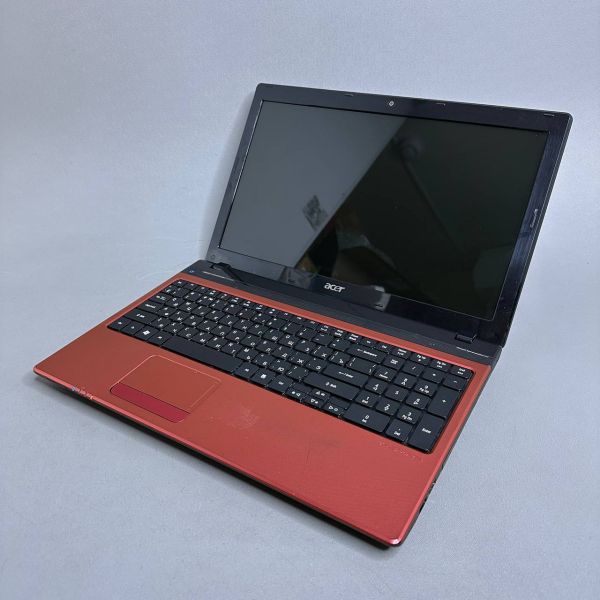 15.6'' Ноутбук Acer Aspire 5750G-2434G64Mnrr красный