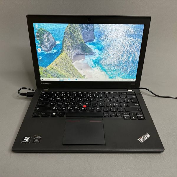 12.5'' Ноутбук Lenovo ThinkPad X240 черный