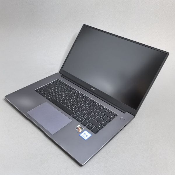 15.6'' FHD Ноутбук Huawei MateBook D 15 (Boh-WAQ9R) серый