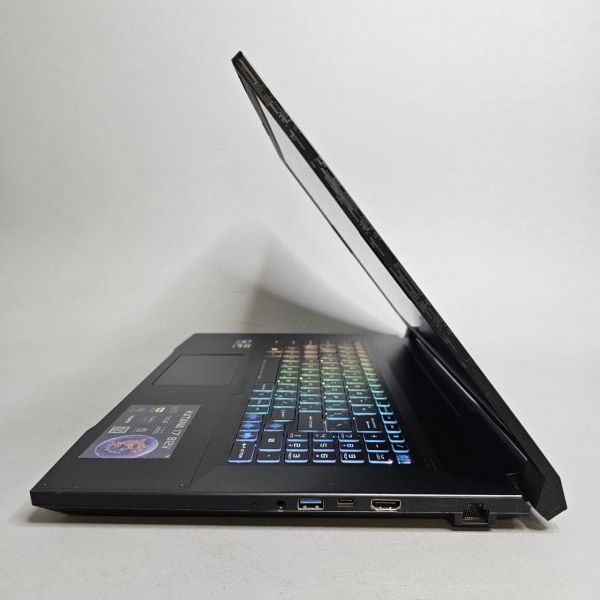 17.3'' Игровой ноутбук MSI Katana 17 B12VFK-424RU черный