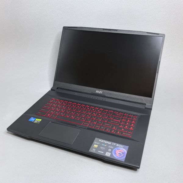 17.3'' 144 Гц Ноутбук MSI Katana GF76 B12UCR-821XRU черный