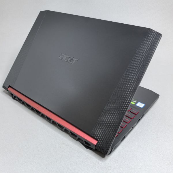 15.6'' FHD Ноутбук Acer Nitro 5 AN515-54-56CS черный