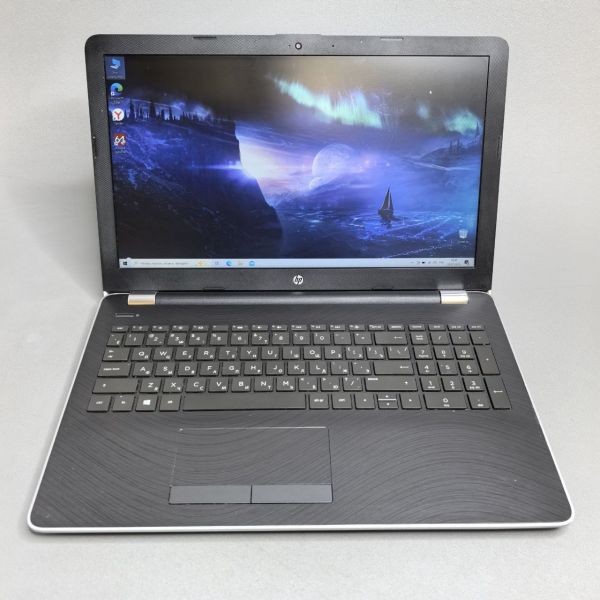 15.6'' FHD Ноутбук HP 15-bw049ur (2BT68EA) серый