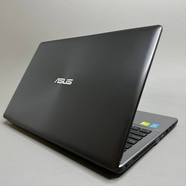 15.6'' Ноутбук Asus X550CC-XO028H черный