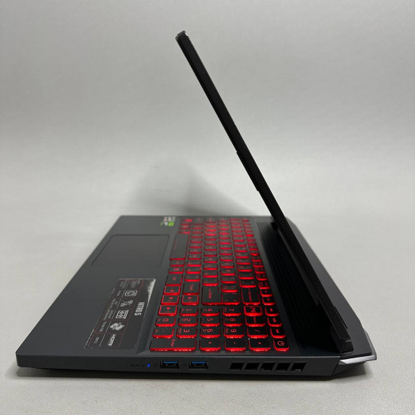 15.6'' 144 Гц Ноутбук Acer Nitro 5 AN515-46-R9K5 черный