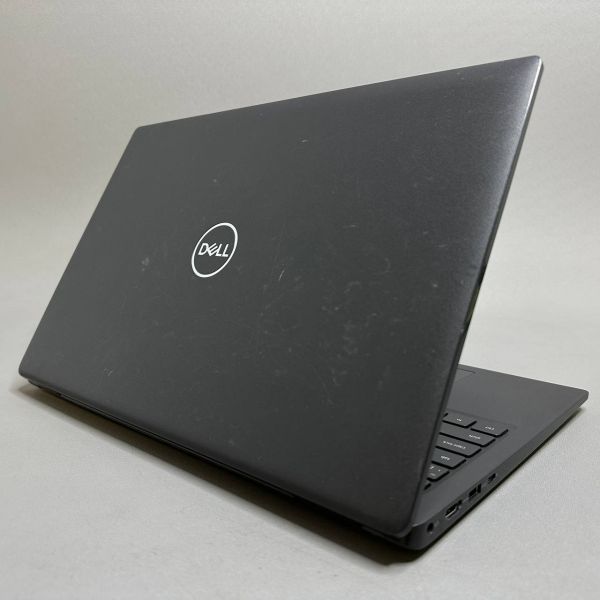 15.6'' FHD Ноутбук DELL Latitude 3520-2378 черный