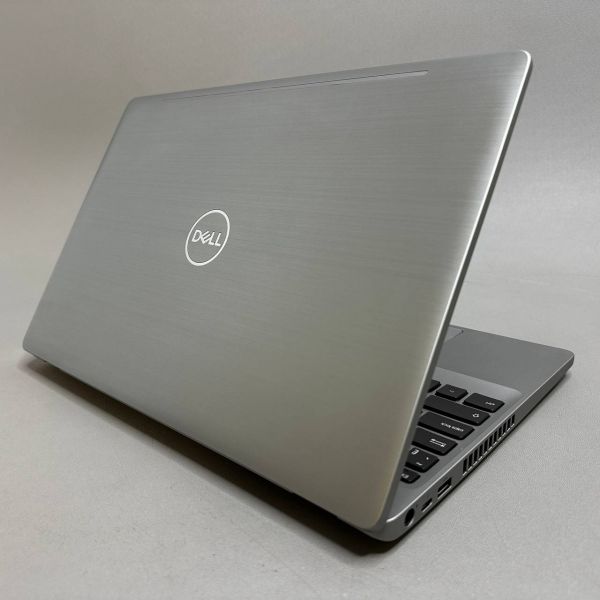 15.6'' FHD Ноутбук DELL Latitude 5501-4104 серый
