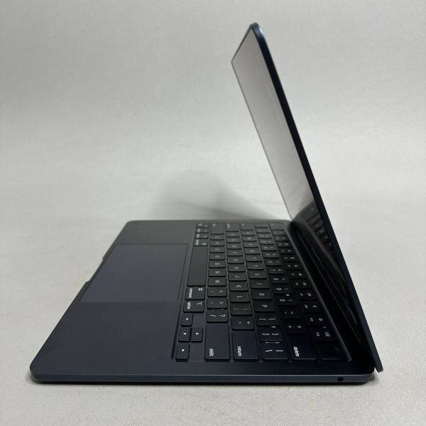 13.6'' UHD Ноутбук Apple MacBook Air 13 (2022) MC7X4PA/A, Apple M2, Space Gray (Английская раскладка)